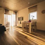 Daire Enjoy Green, App With Swimming Pool, Garden, Pets Welcome *